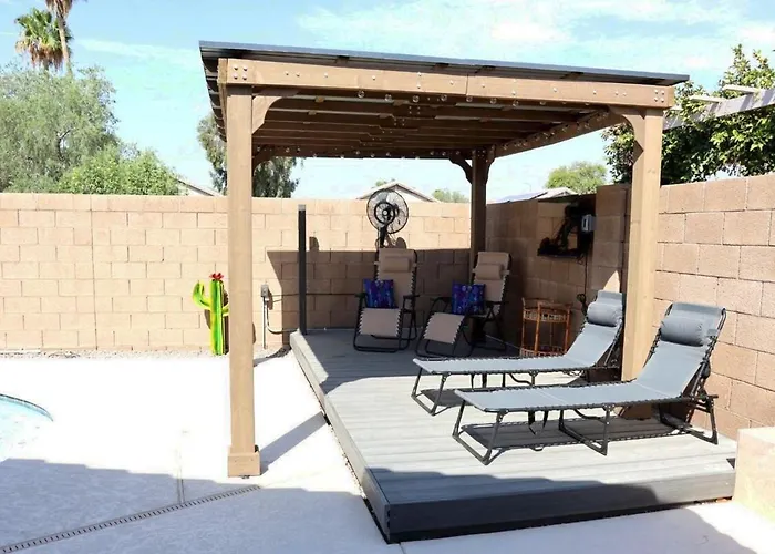 Centrally Located To Family Fun, Golf & Baseball! * Surprise