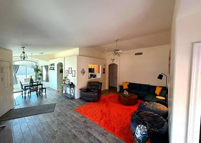 Centrally Located To Family Fun, Golf & Baseball!