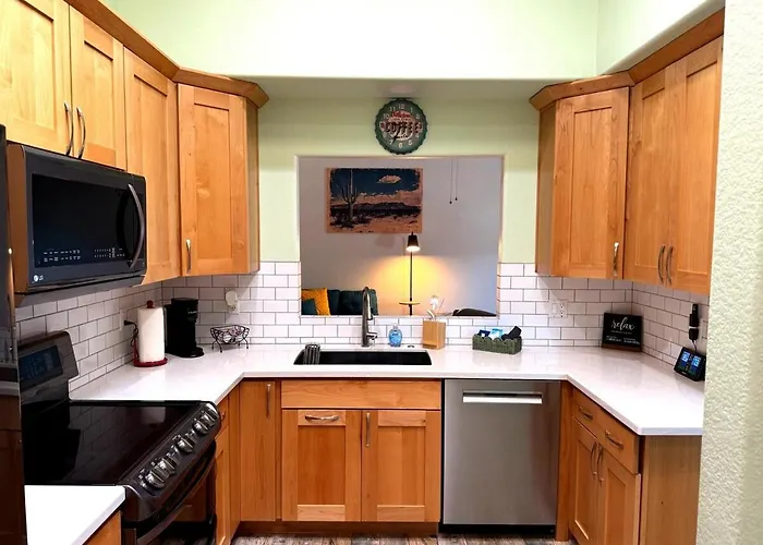 Holiday home Centrally Located To Family Fun, Golf & Baseball!