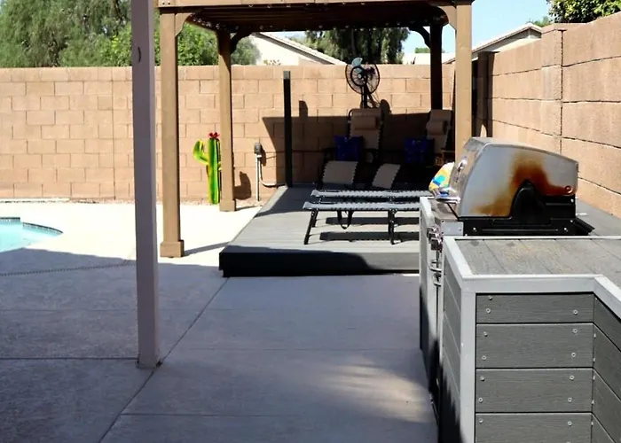 Holiday home Centrally Located To Family Fun, Golf & Baseball!